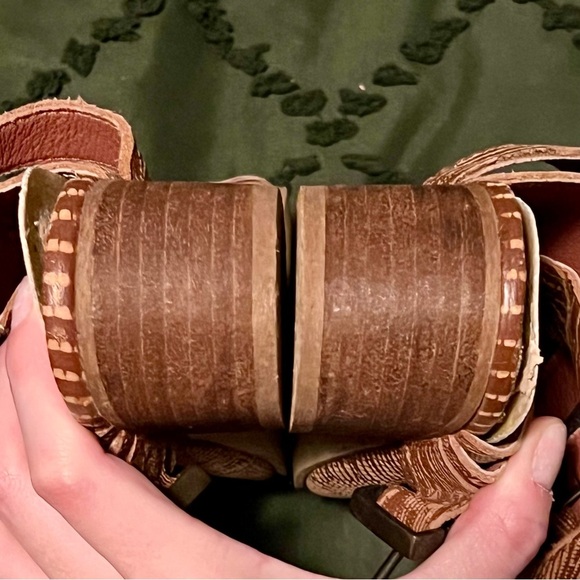 Matisse Leather Buckle-Strap Block Heel Booties – Size 8.5M - Picture 6 of 9